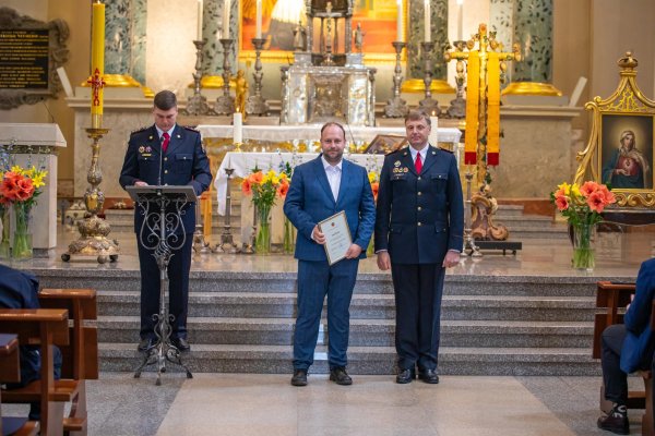 Ugniagesiai padėkojo VKJ už pagalbą gesinant gaisrą